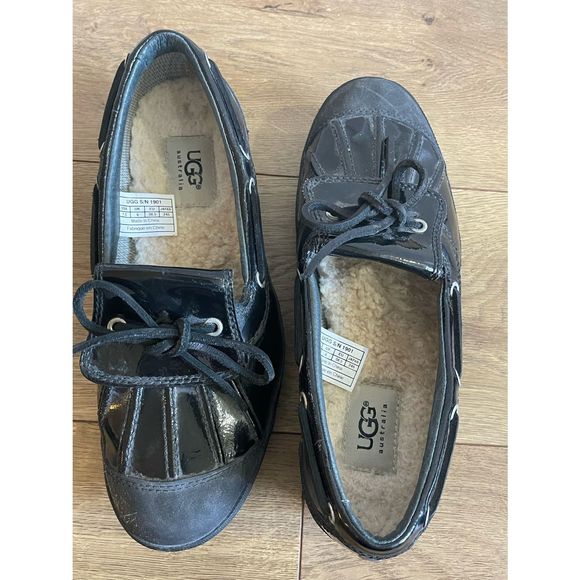 UGG Ashdale Waterproof Duck Rain Shoes - Picture 2 of 11